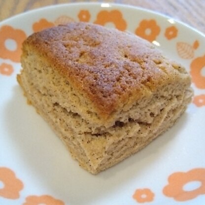 少し焼きすぎましたが、外カリ中フワに仕上がりました。
そば粉の香りも良くて、美味しくいただきました。
また作ります。ありがとうございました！